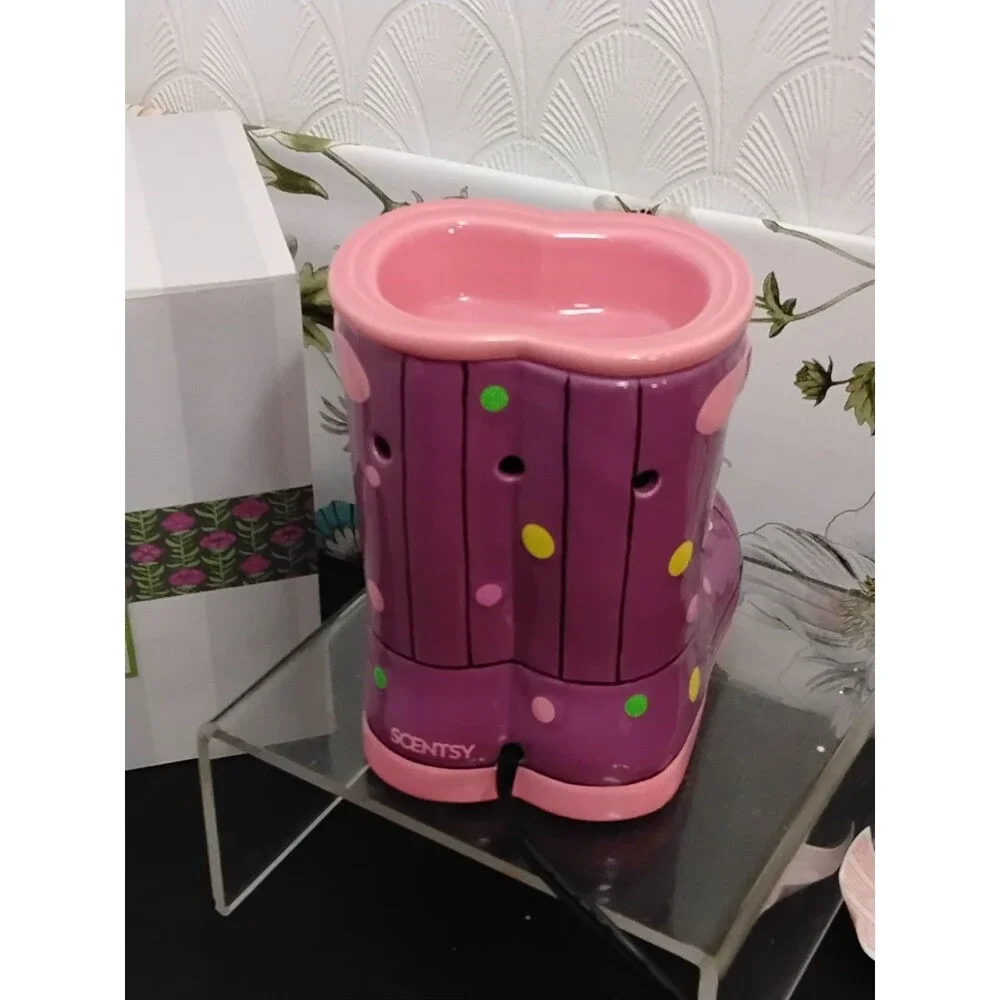 Scentsy Wax Warmer Retired Wellies Purple Polka Dot Rain Boots- Tested & Works